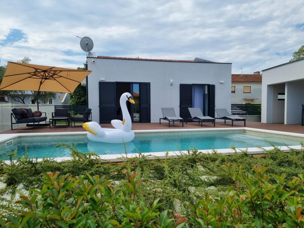 Valbandon Villa Lana מראה חיצוני תמונה